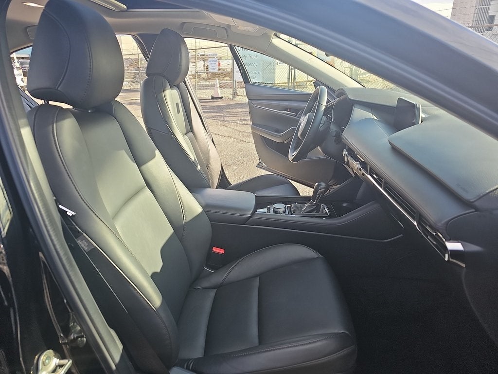 2025 Mazda Mazda3 2.5 S Preferred Package