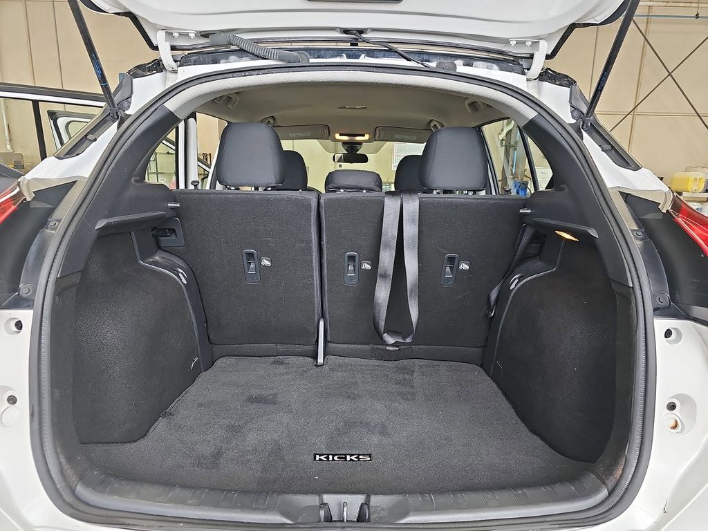 2021 Nissan Kicks SV