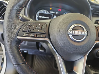 2022 Nissan Kicks SR