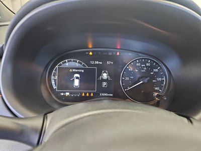 2022 Nissan Kicks SR