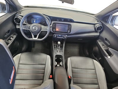 2022 Nissan Kicks SR
