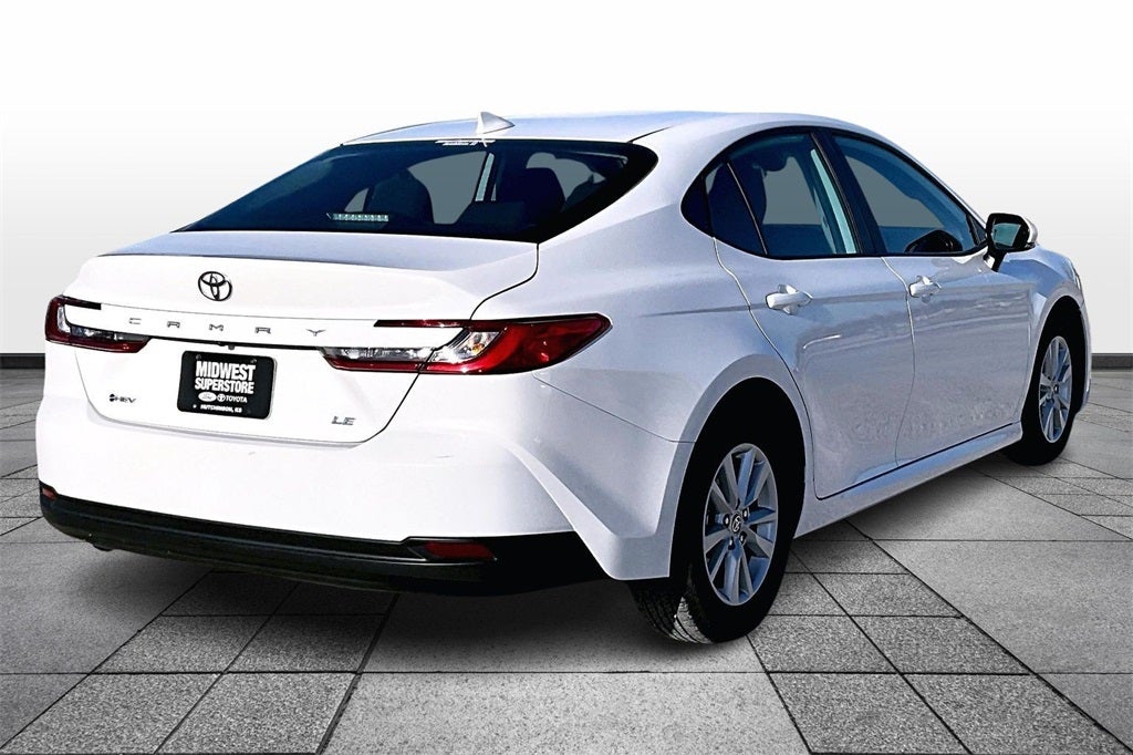 2025 Toyota Camry LE
