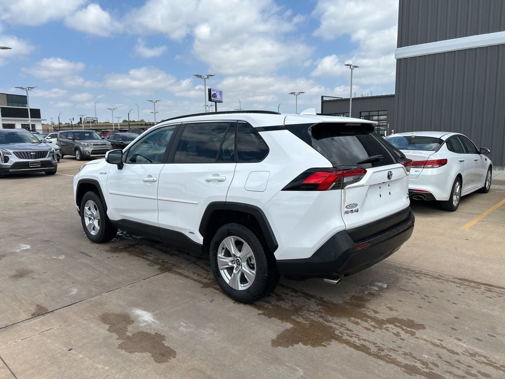 2021 Toyota RAV4 Hybrid XLE