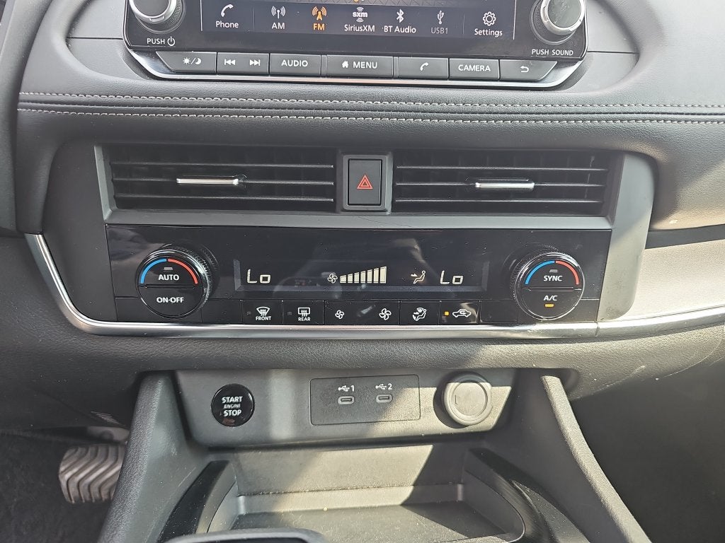 2024 Nissan Rogue SV