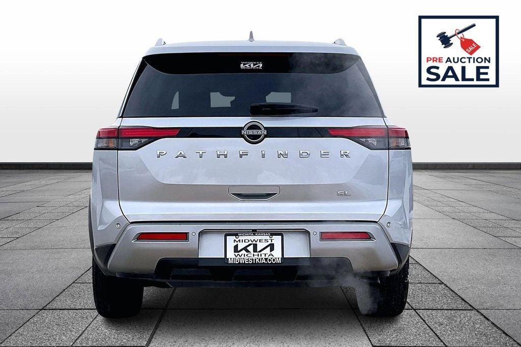 2025 Nissan Pathfinder SL