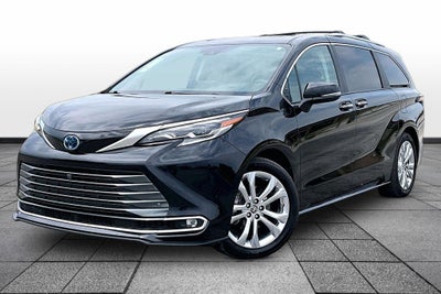 2024 Toyota Sienna Platinum 7 Passenger