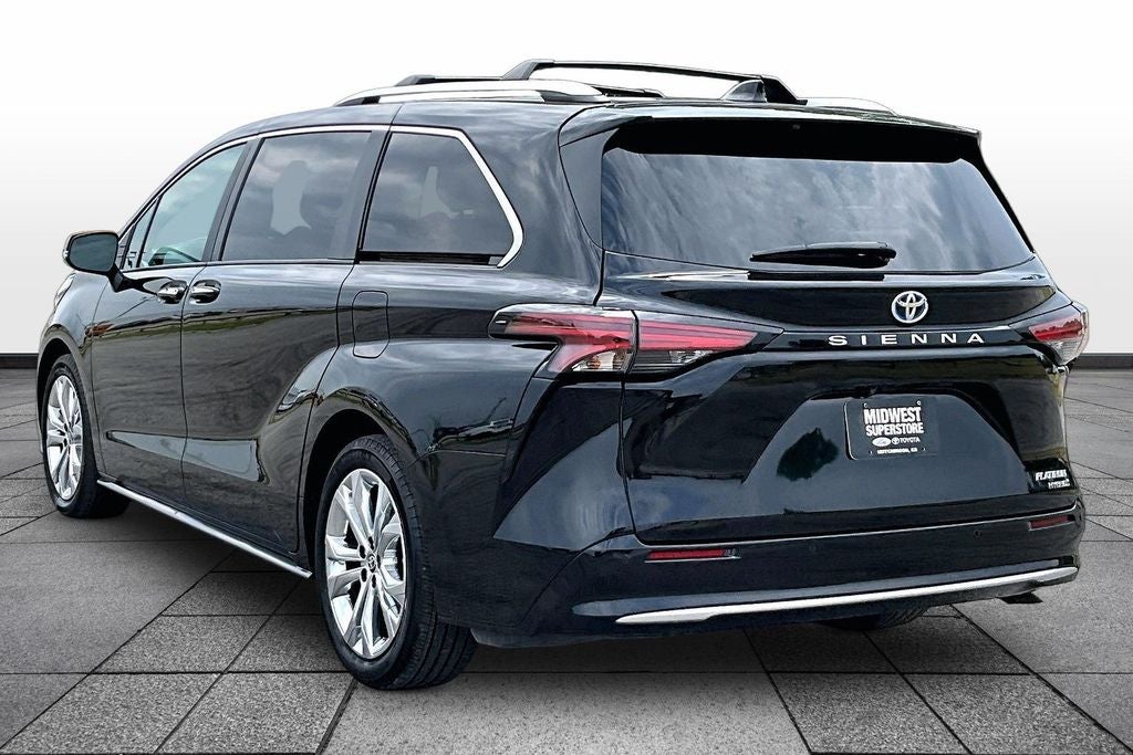2024 Toyota Sienna Platinum 7 Passenger