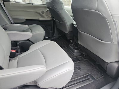 2021 Toyota Sienna XLE 7 Passenger