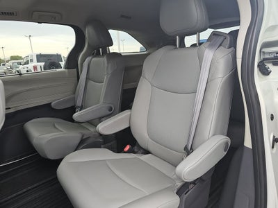 2021 Toyota Sienna XLE 7 Passenger