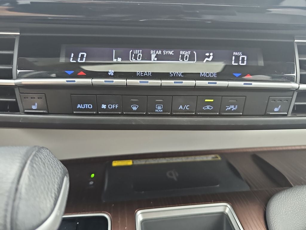 2021 Toyota Sienna XLE 7 Passenger