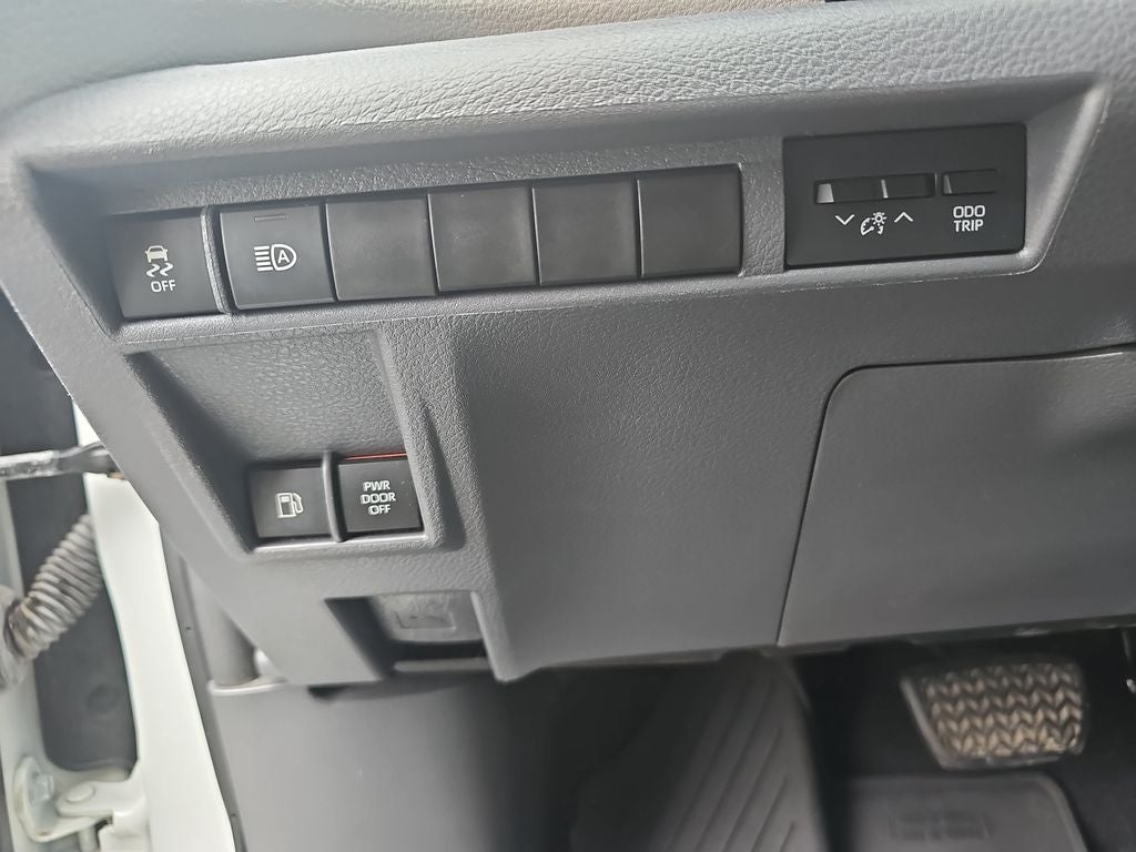2021 Toyota Sienna XLE 7 Passenger