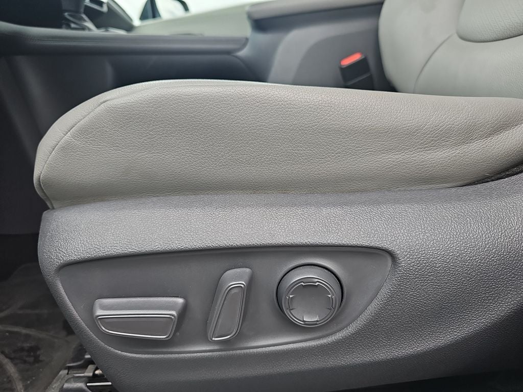 2021 Toyota Sienna XLE 7 Passenger