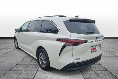 2021 Toyota Sienna XLE 7 Passenger