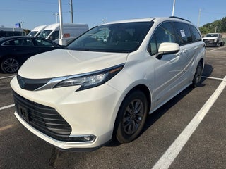 2021 Toyota Sienna XLE 7 Passenger