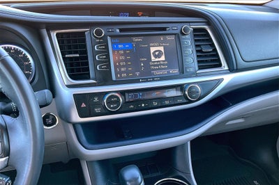 2016 Toyota Highlander XLE V6