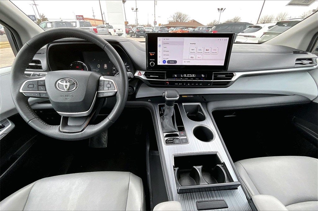 2025 Toyota Sienna XLE 7 Passenger