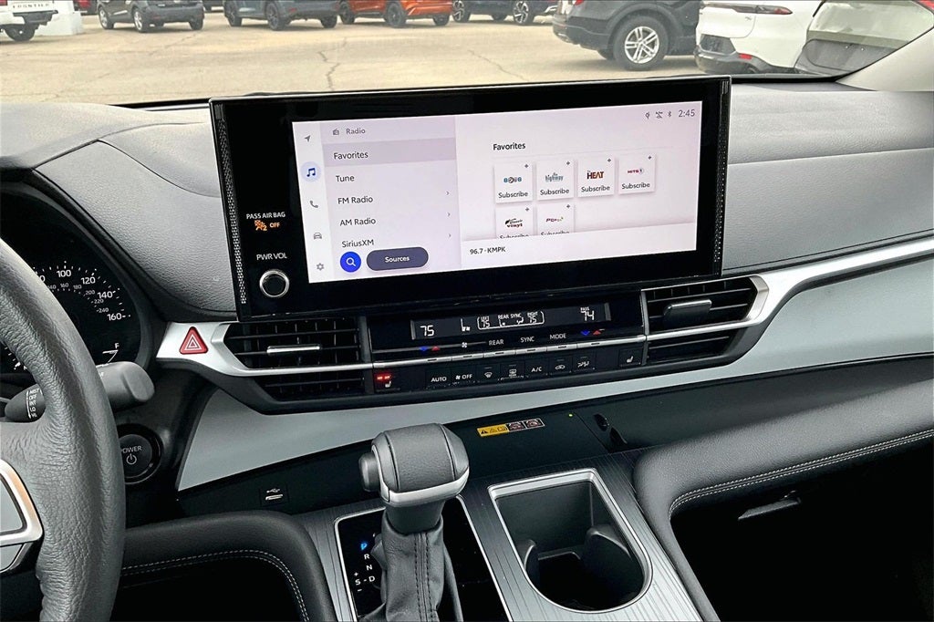 2025 Toyota Sienna XLE 7 Passenger