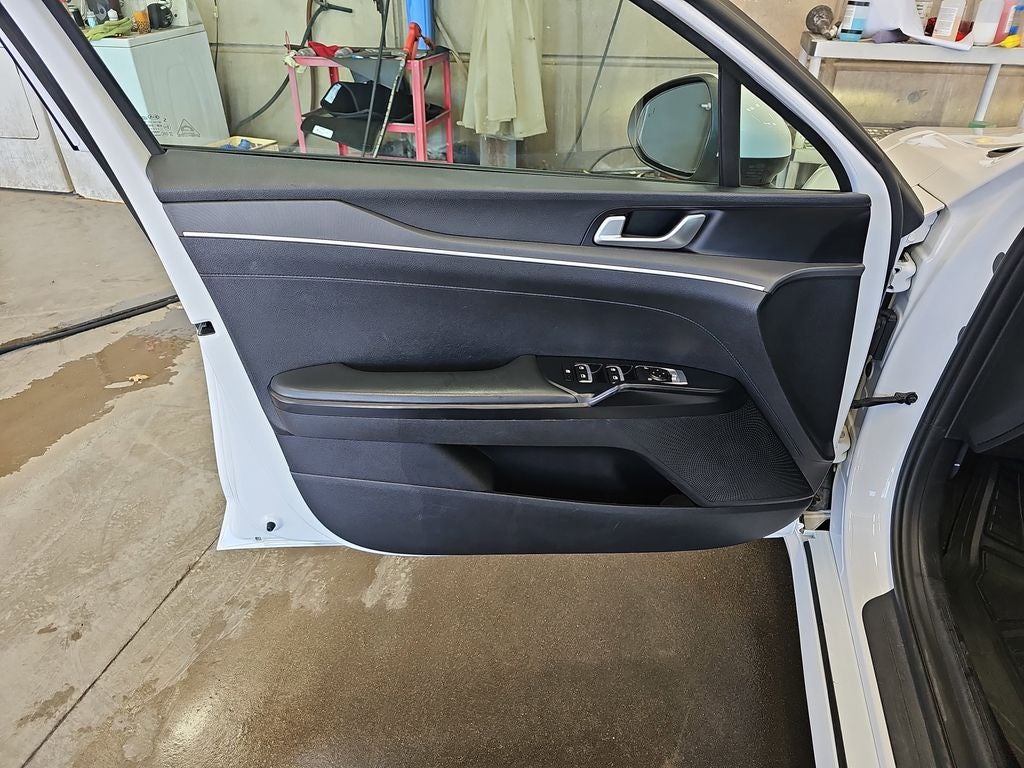 2021 Kia K5 LXS