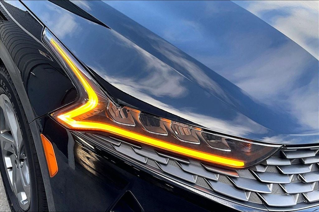 2022 Kia K5 LXS