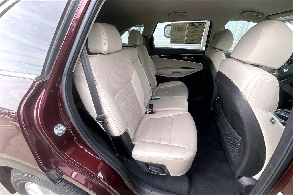 2018 Kia Sorento LX