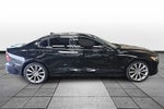 2021 Volvo S60 T6 Momentum