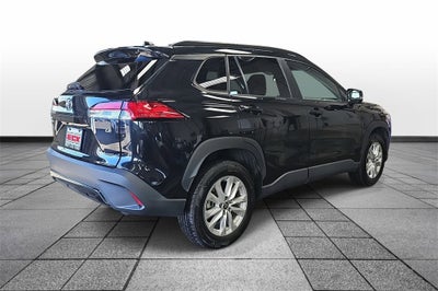 2024 Toyota Corolla Cross LE