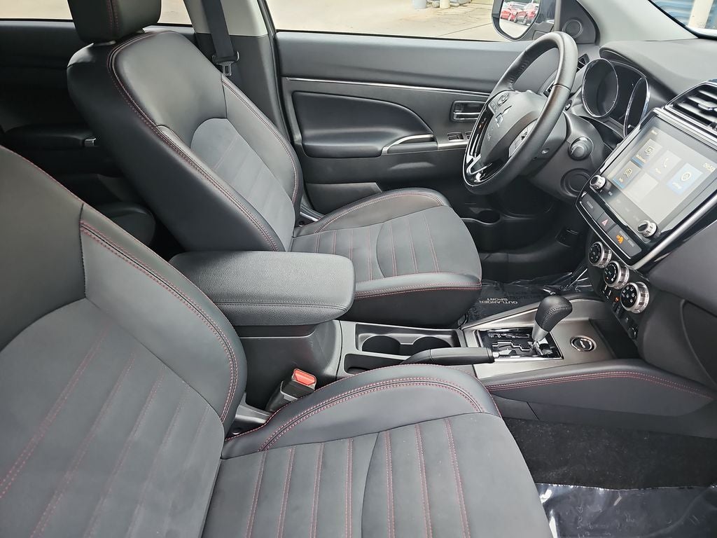 2025 Mitsubishi Outlander Sport 2.0 ES