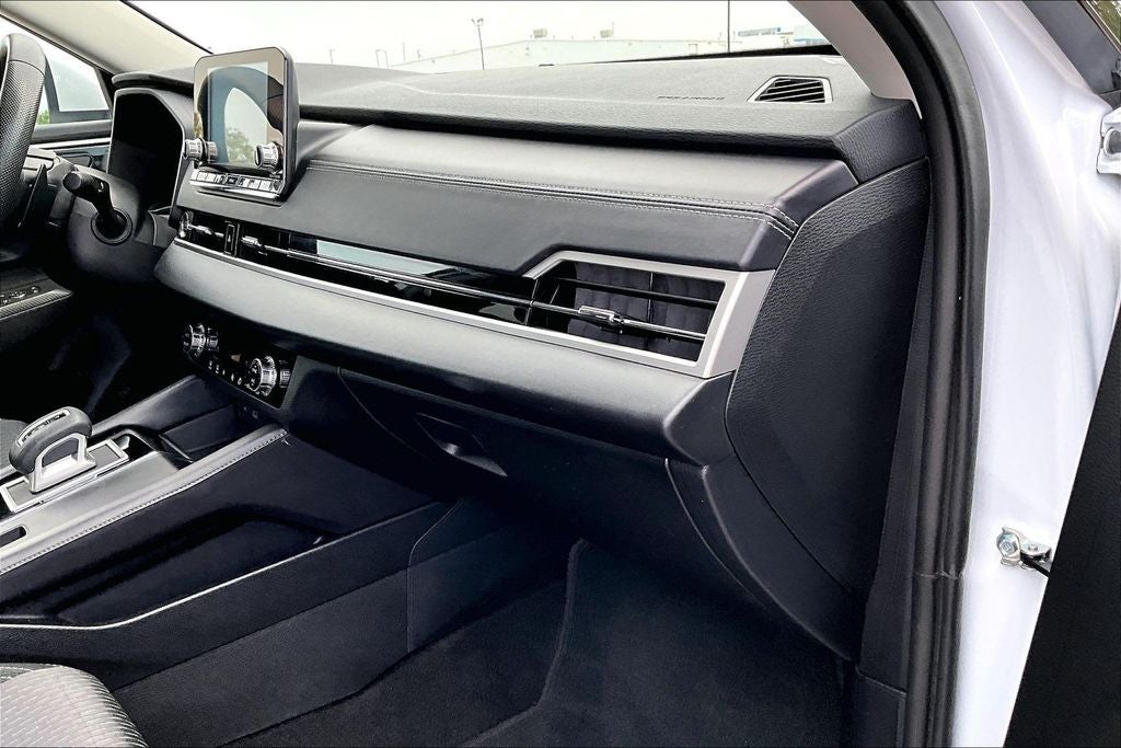 2024 Mitsubishi Outlander ES