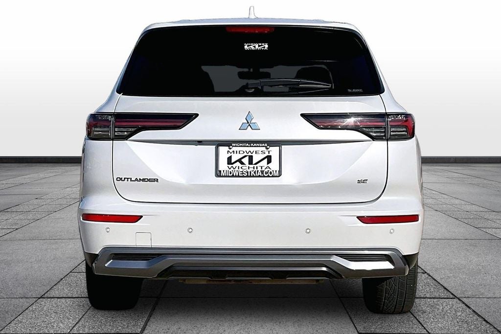 2025 Mitsubishi Outlander SE