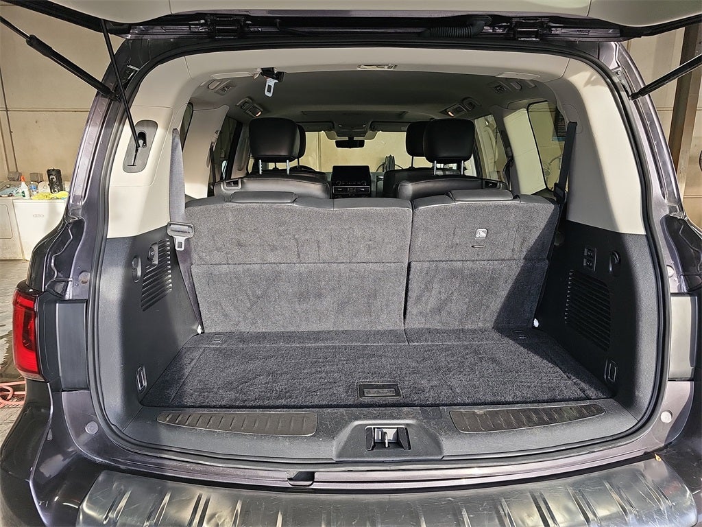 2024 INFINITI QX80 LUXE