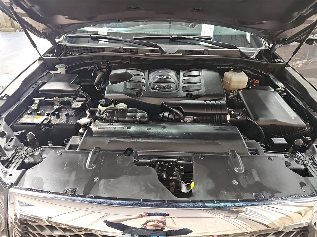 2024 INFINITI QX80 LUXE