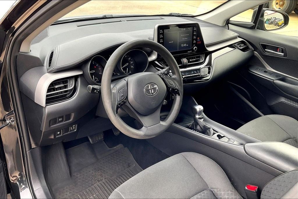 2021 Toyota C-HR LE