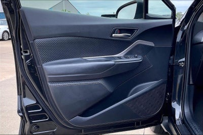 2021 Toyota C-HR LE