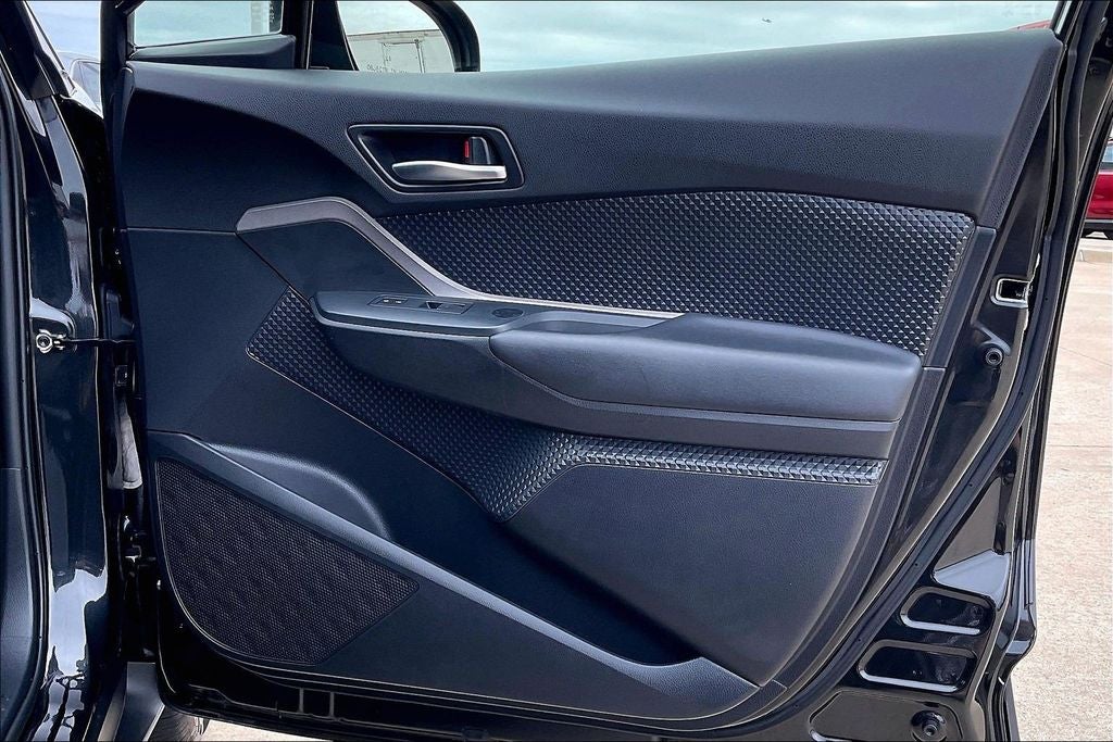 2021 Toyota C-HR LE