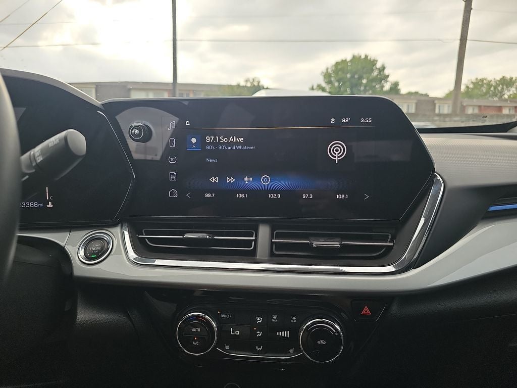 2025 Chevrolet Trax LT