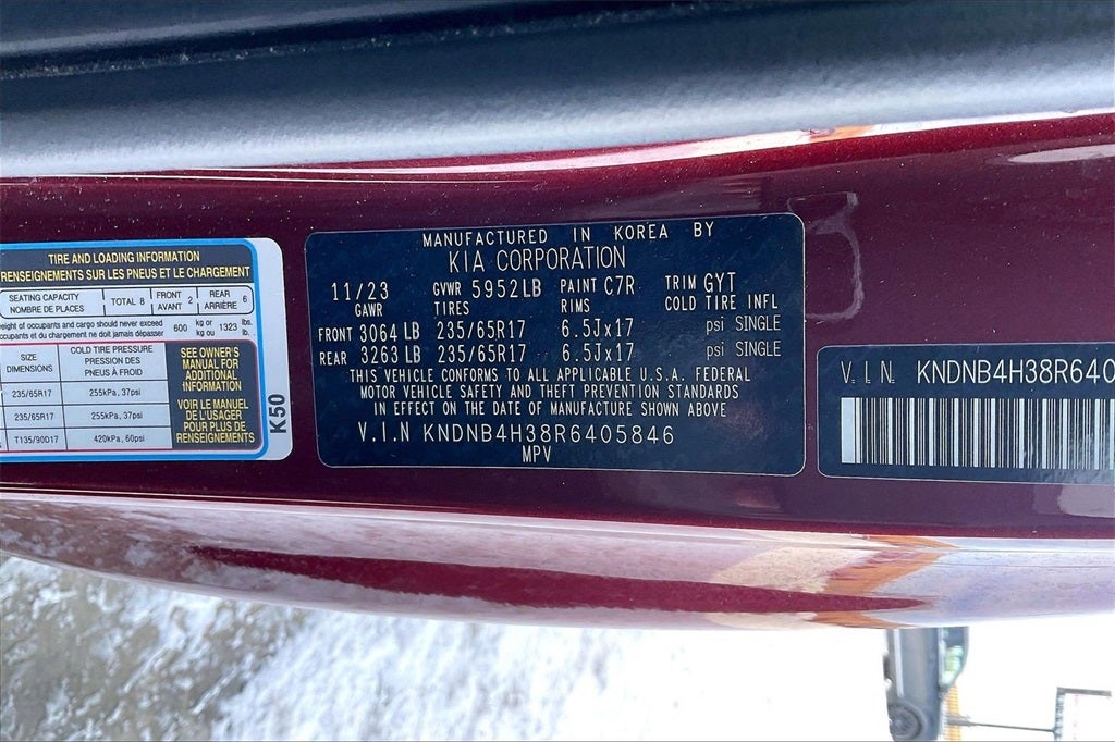 2024 Kia Carnival LX