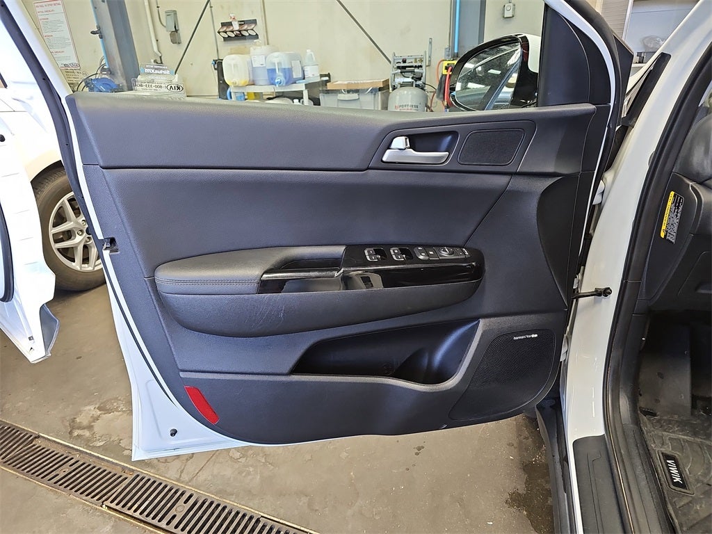 2022 Kia Sportage EX