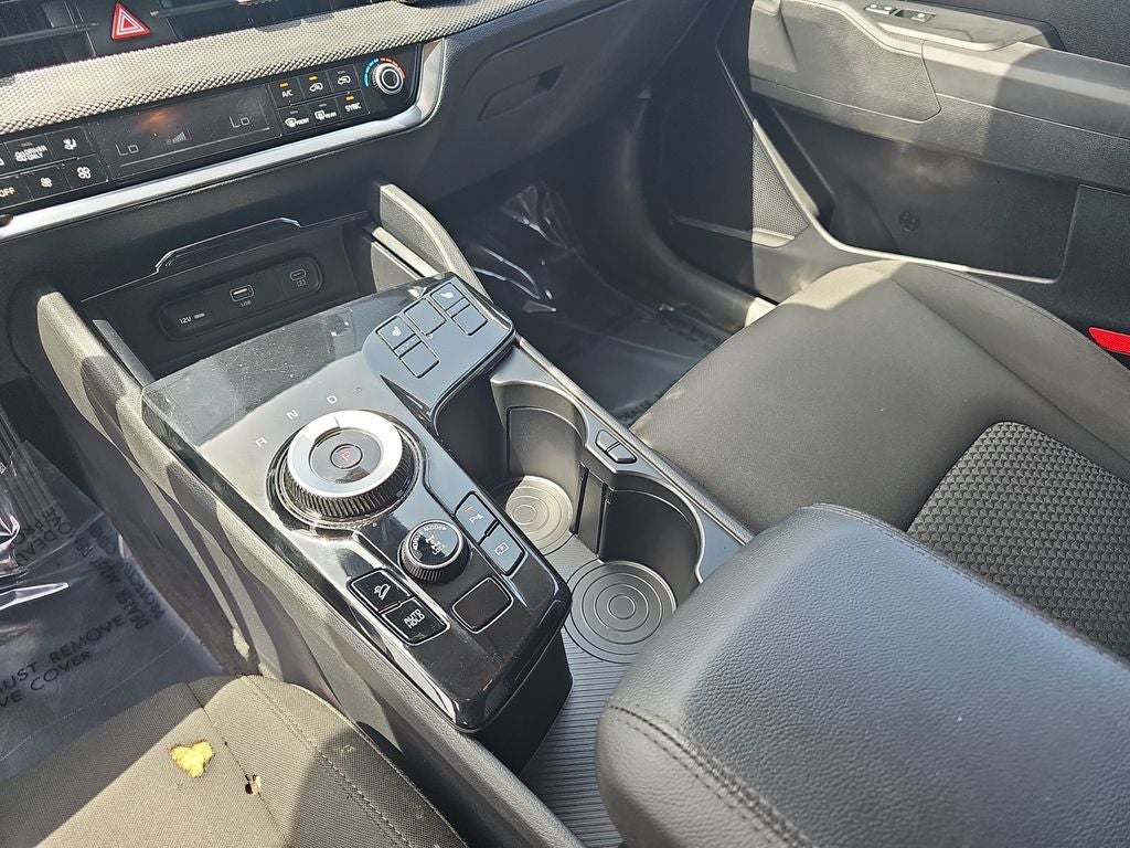 2023 Kia Sportage Hybrid LX