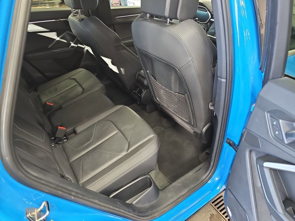 2019 Audi Q3 2.0T Prestige S line quattro