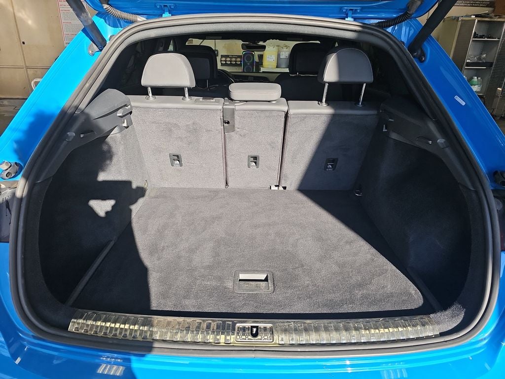 2019 Audi Q3 2.0T Prestige S line quattro