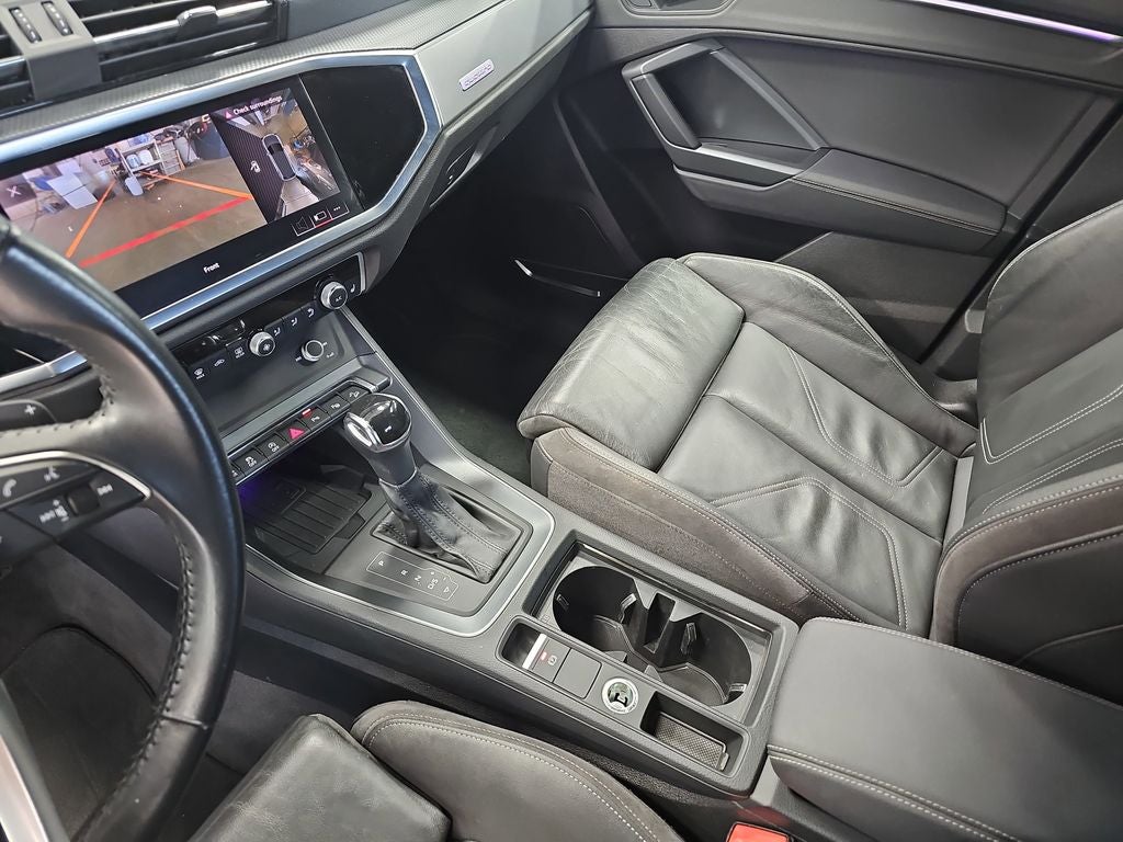 2019 Audi Q3 2.0T Prestige S line quattro