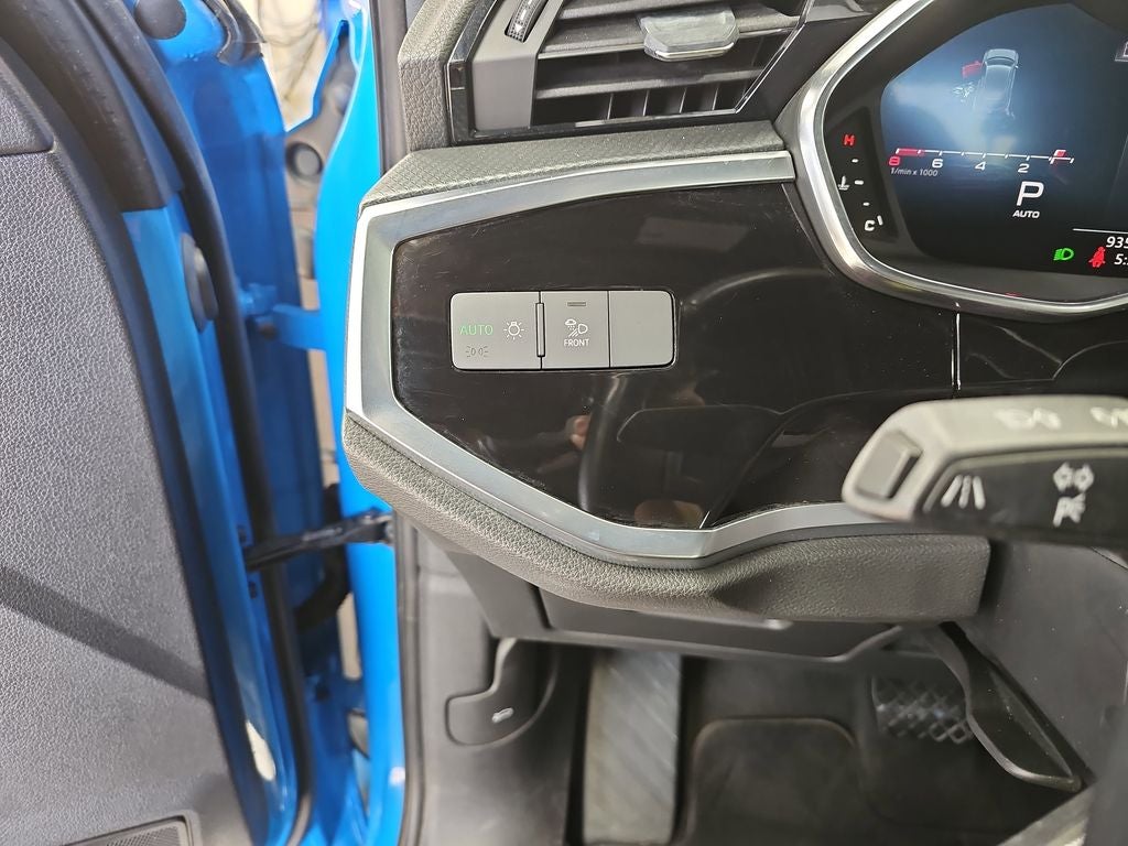 2019 Audi Q3 2.0T Prestige S line quattro