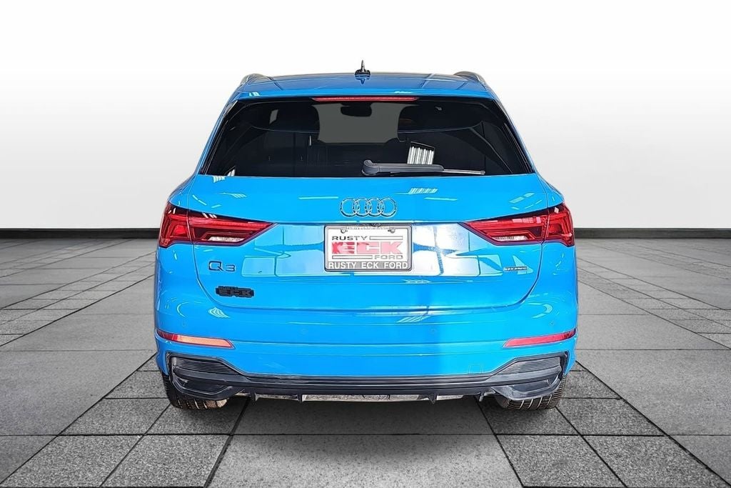 2019 Audi Q3 2.0T Prestige S line quattro