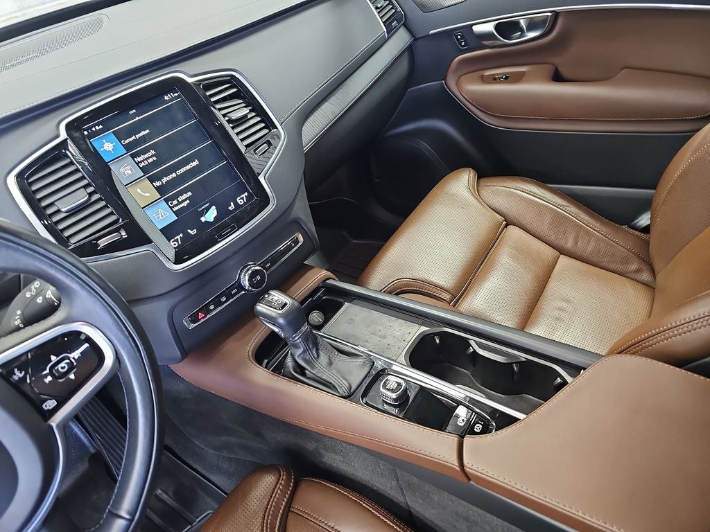 2022 Volvo XC90 T6 Inscription